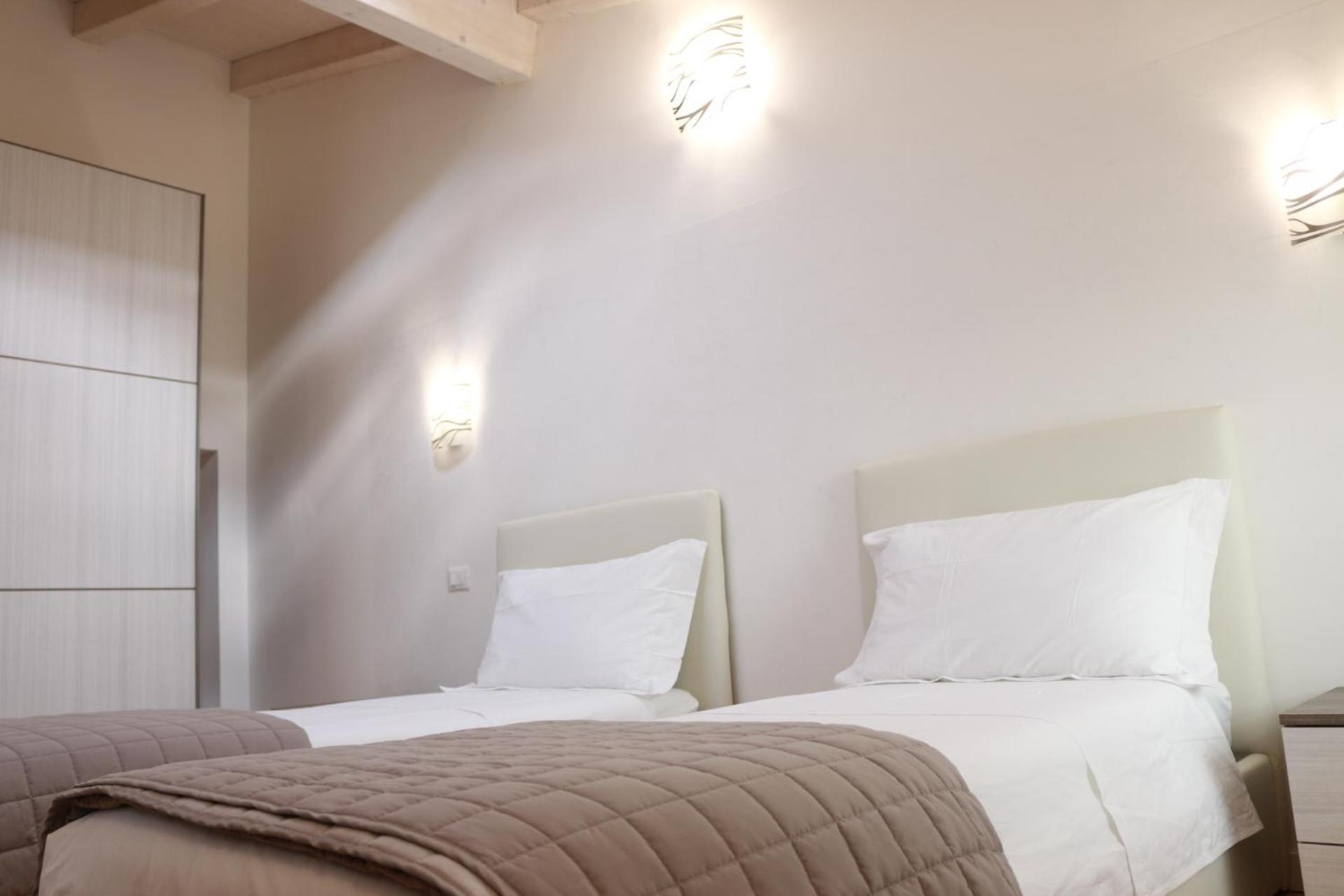 Locazione Turistica Aquila 3 Apartment Верона Екстериор снимка